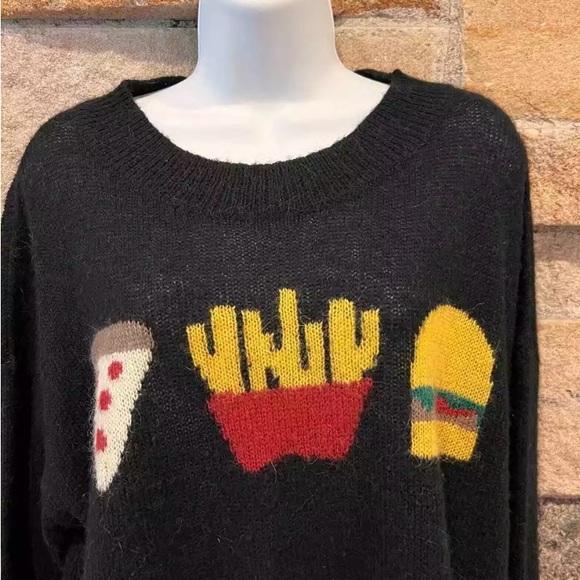 WILDFOX Sweater - Picture 2 of 2